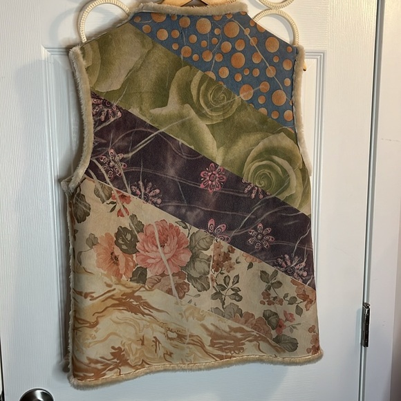 NIKKY faux suede vest - Picture 5 of 12